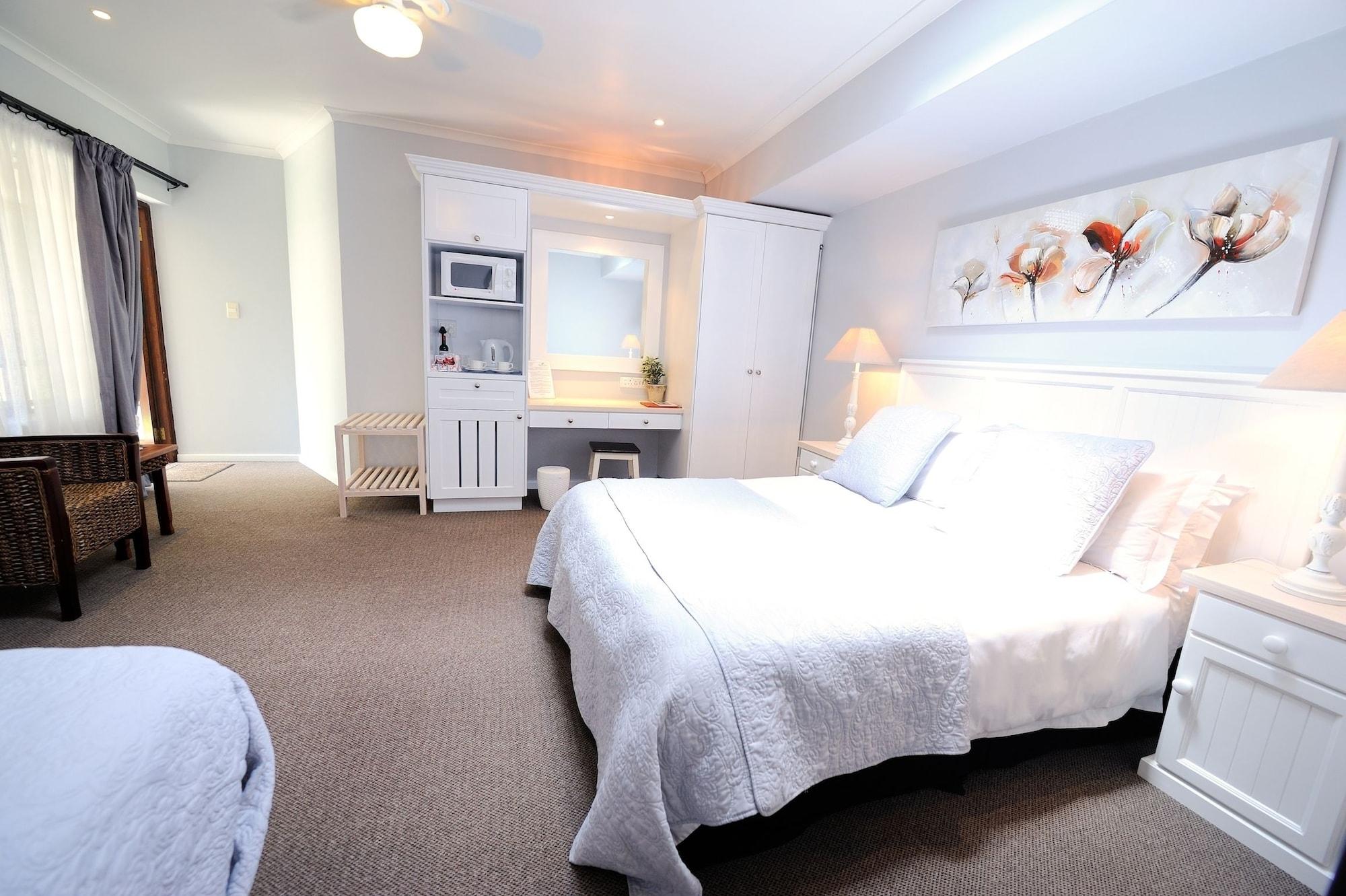 Beachwalk Bed And Breakfast - #Solar Energy #No Loadshedding Port Elizabeth Exterior photo