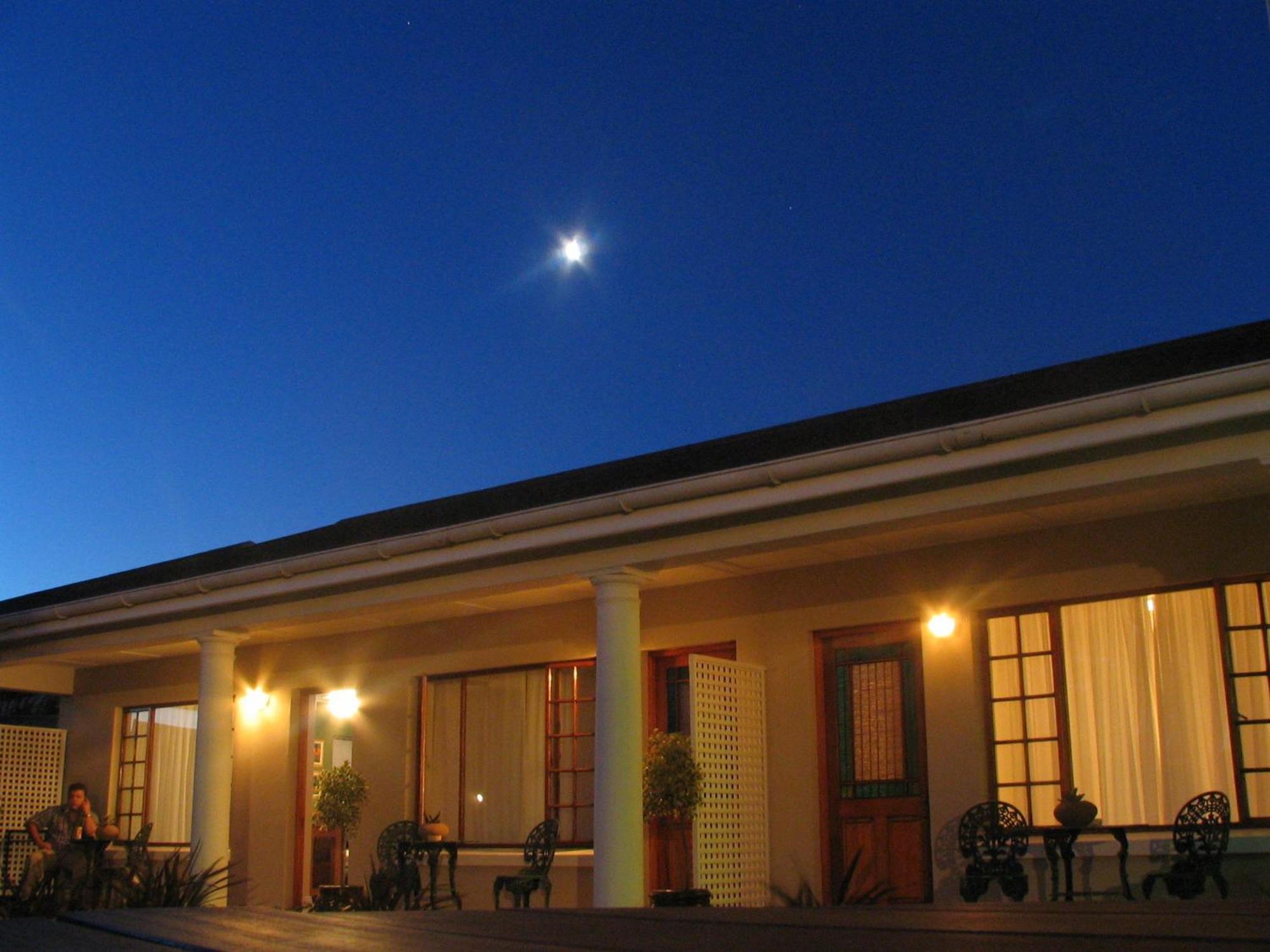 Beachwalk Bed And Breakfast - #Solar Energy #No Loadshedding Port Elizabeth Exterior photo